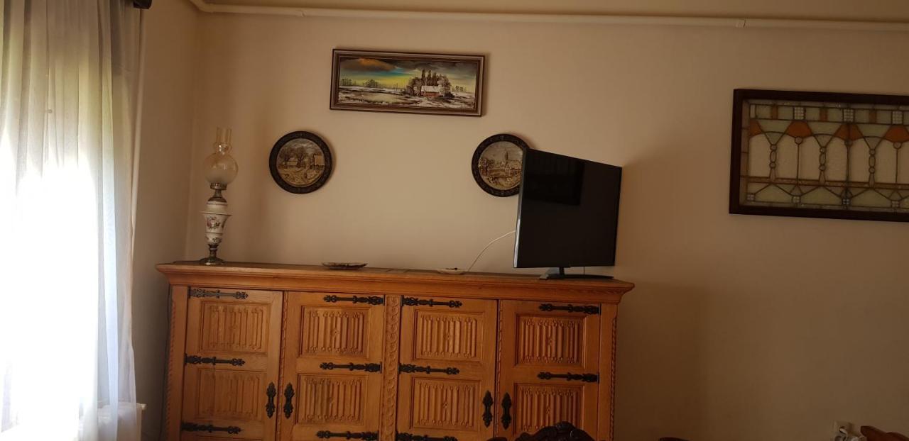 La Mihai Lupeni  Extérieur photo